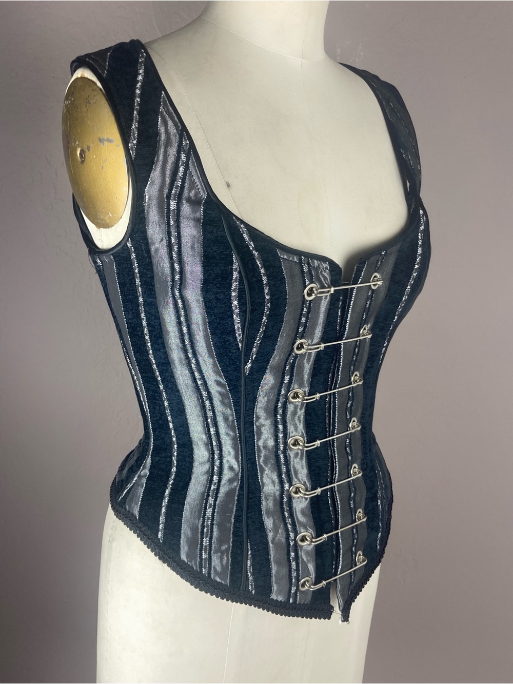 Shrine of Hollywood Pin Bodice Goth Corset Vest M